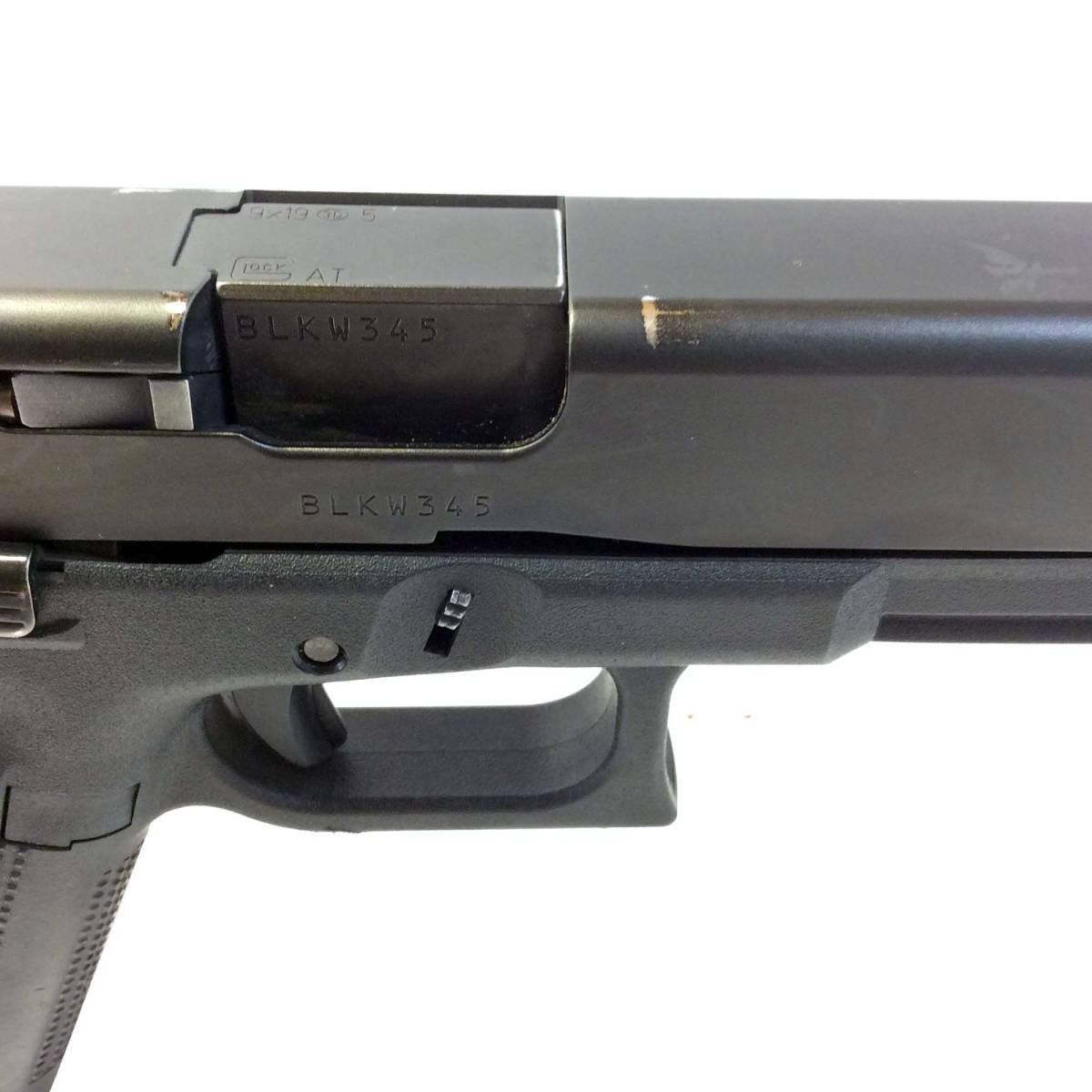 Glock 17 Gen 5 9mm Night Sights-img-16