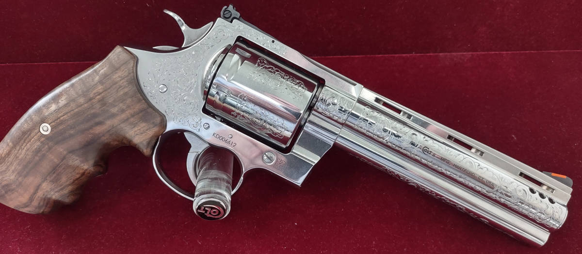 Colt Kodiak 44 Mag Stainless Engraved Custom Shop CSKODIAKSP6RTS...-img-1