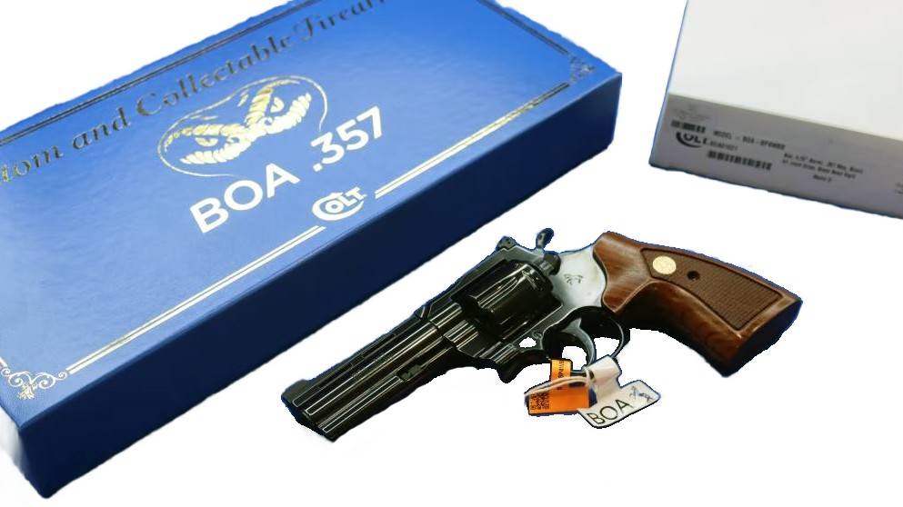 COLT BOA Revolver 357MAG 4.25" SA DA Deluxe Wood 357 Presentation Box-img-1